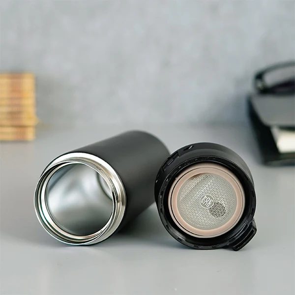 Personalised Spill-Proof Insulated Travel Mug — Black | Custom Name | Double-Wall Copper-Coated Stainless Steel - Image 4