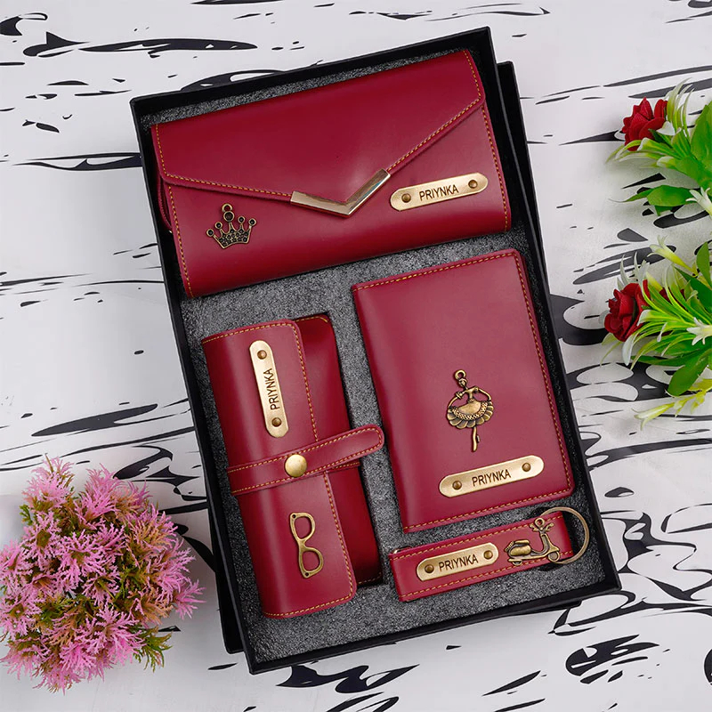 Women's Personalised 4-Piece Leather Gift Set – 3-Fold Clutch, Keychain, Passport Cover & Eyewear Case - Image 9