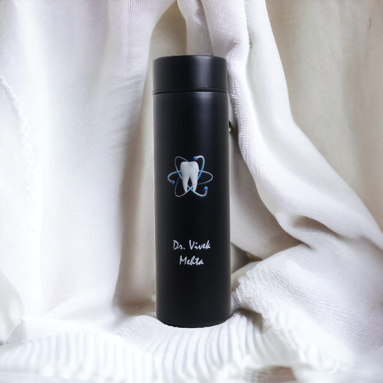 Dentist's Personalized Smart Temperature Display Vacuum Flask — Custom Name Engraved Water Bottle for Dental Professionals